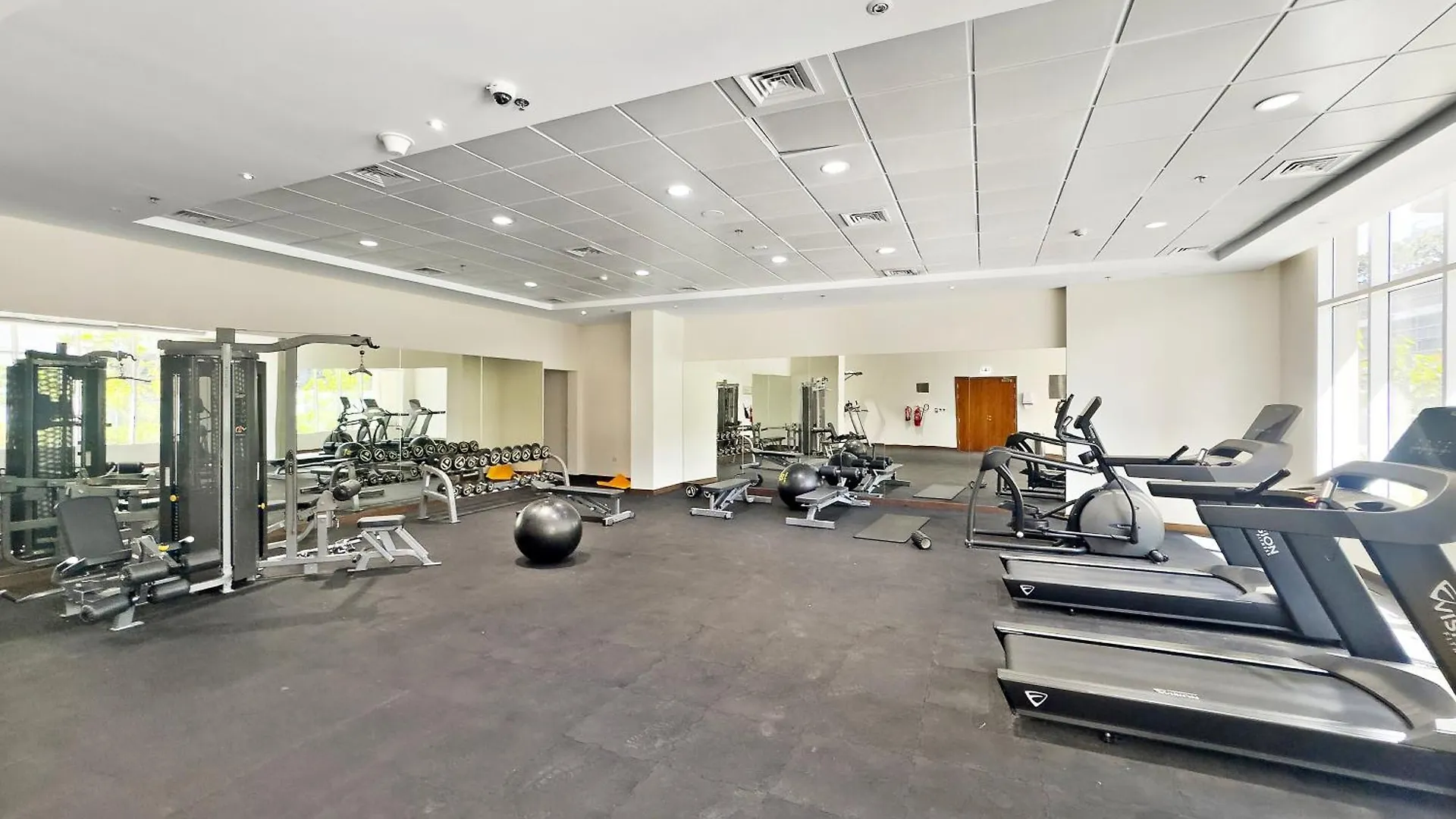 Apartment Chic 1Br Apt With Pool And Gym Dubai