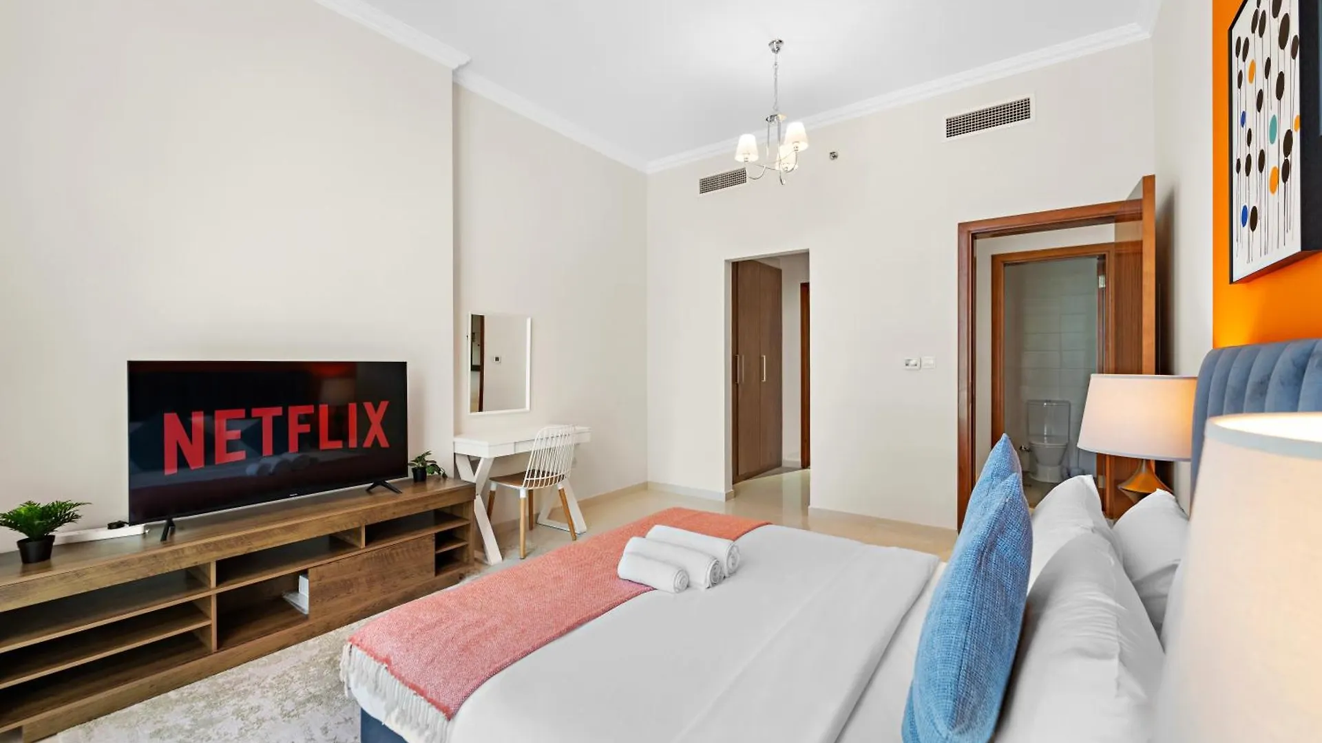 Chic 1Br Apt With Pool And Gym Dubai Apartment