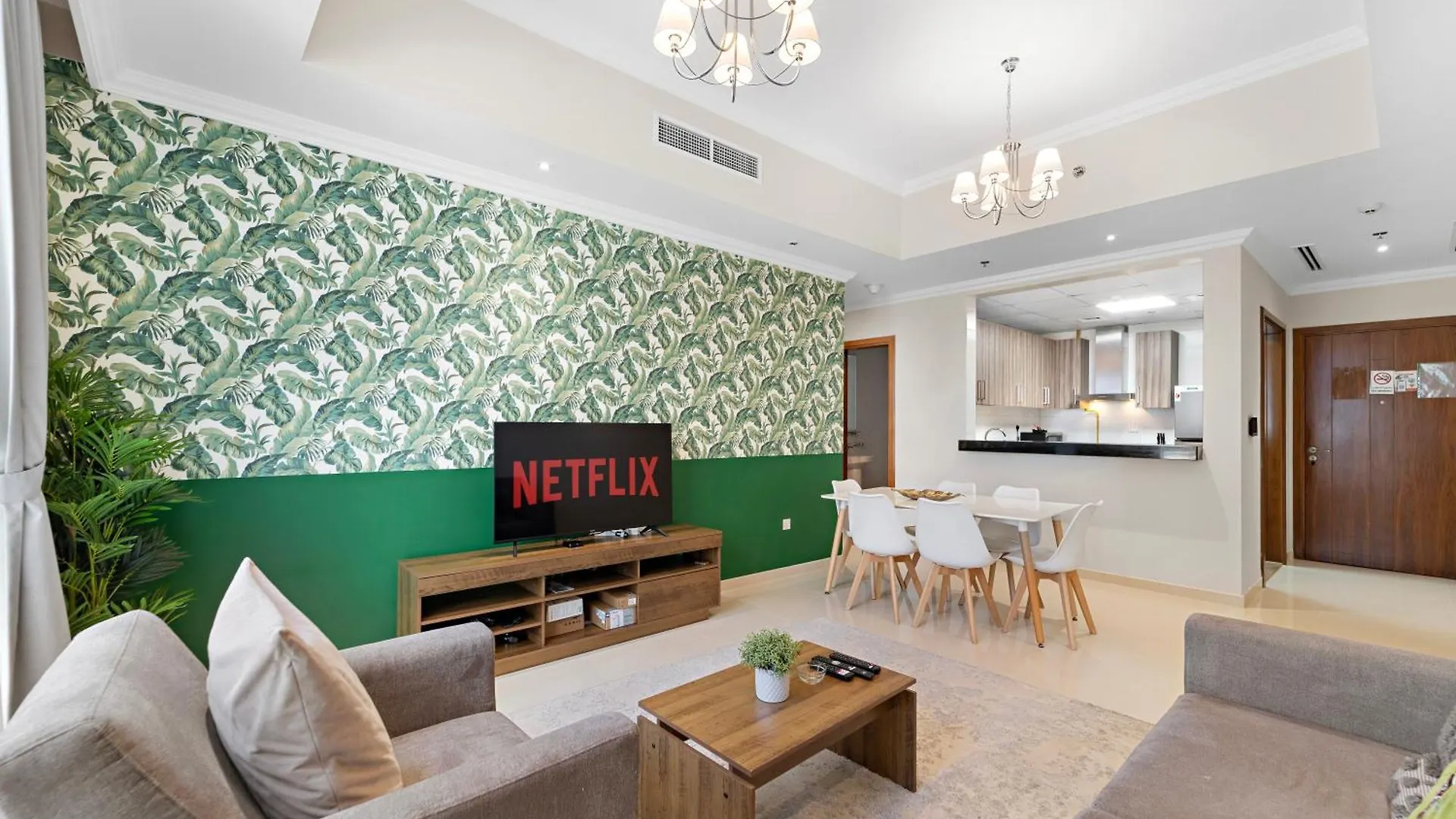 Chic 1Br Apt With Pool And Gym Dubai 0*,  United Arab Emirates