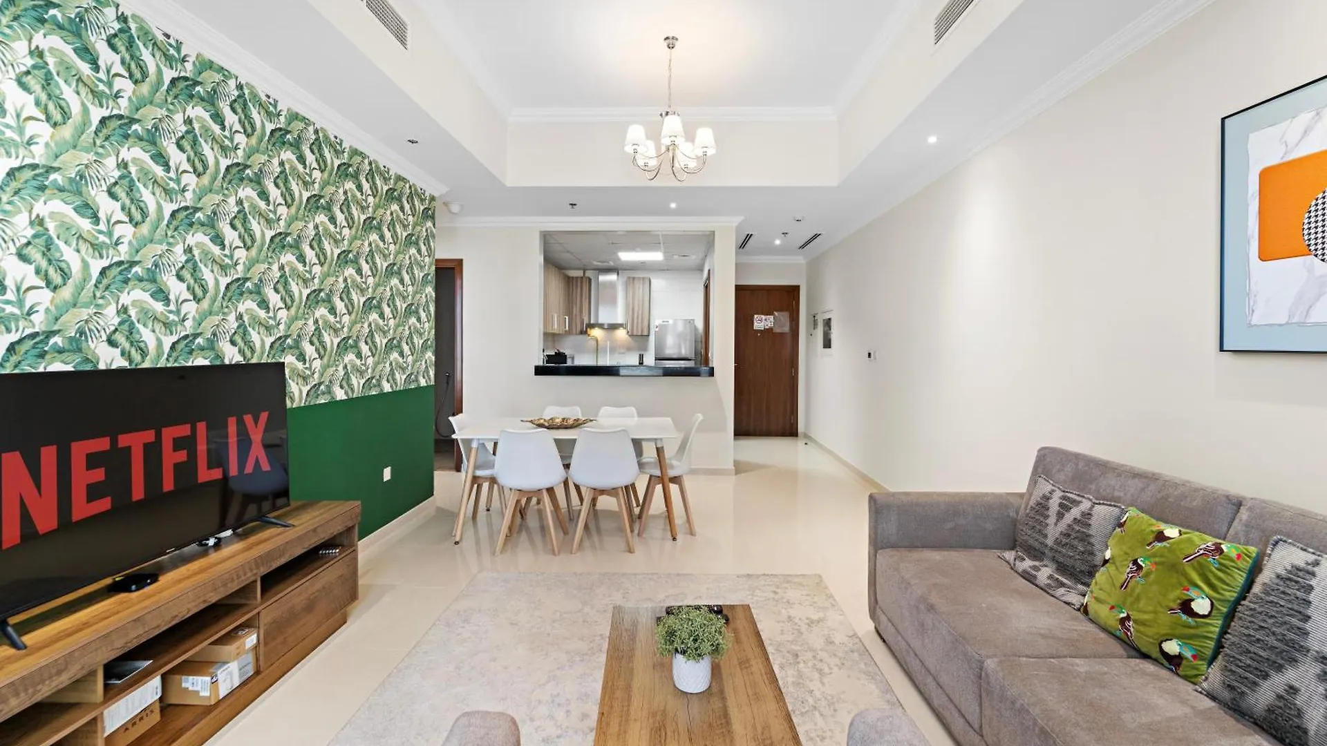 Chic 1Br Apt With Pool And Gym Dubai 0*,  United Arab Emirates